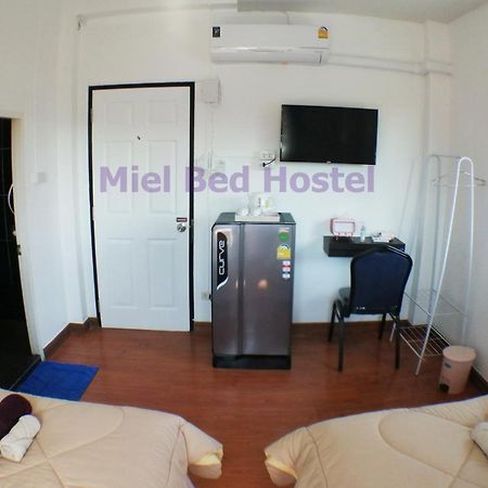 Miel Bed Hostel & Gallery Chiang Mai Exterior foto